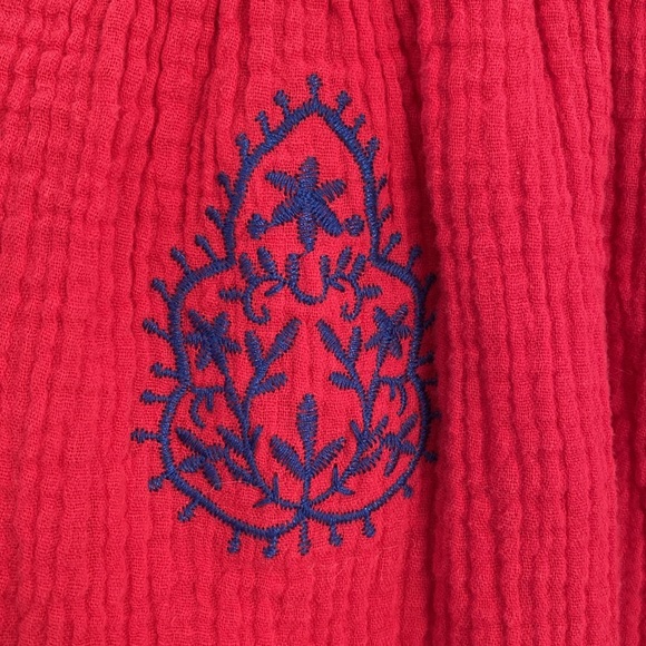 Embroidered Top in Double Cotton Gauze - Picture 2 of 4